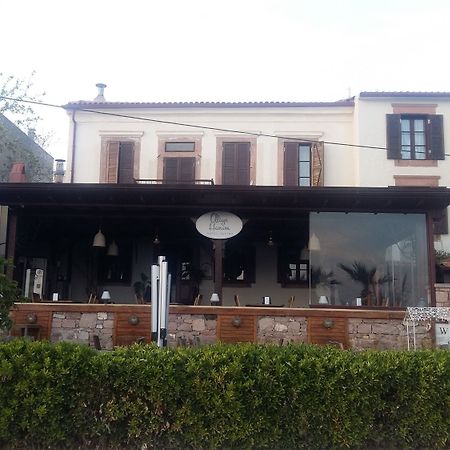 Aliye Hanim Ayvalı المظهر الخارجي الصورة